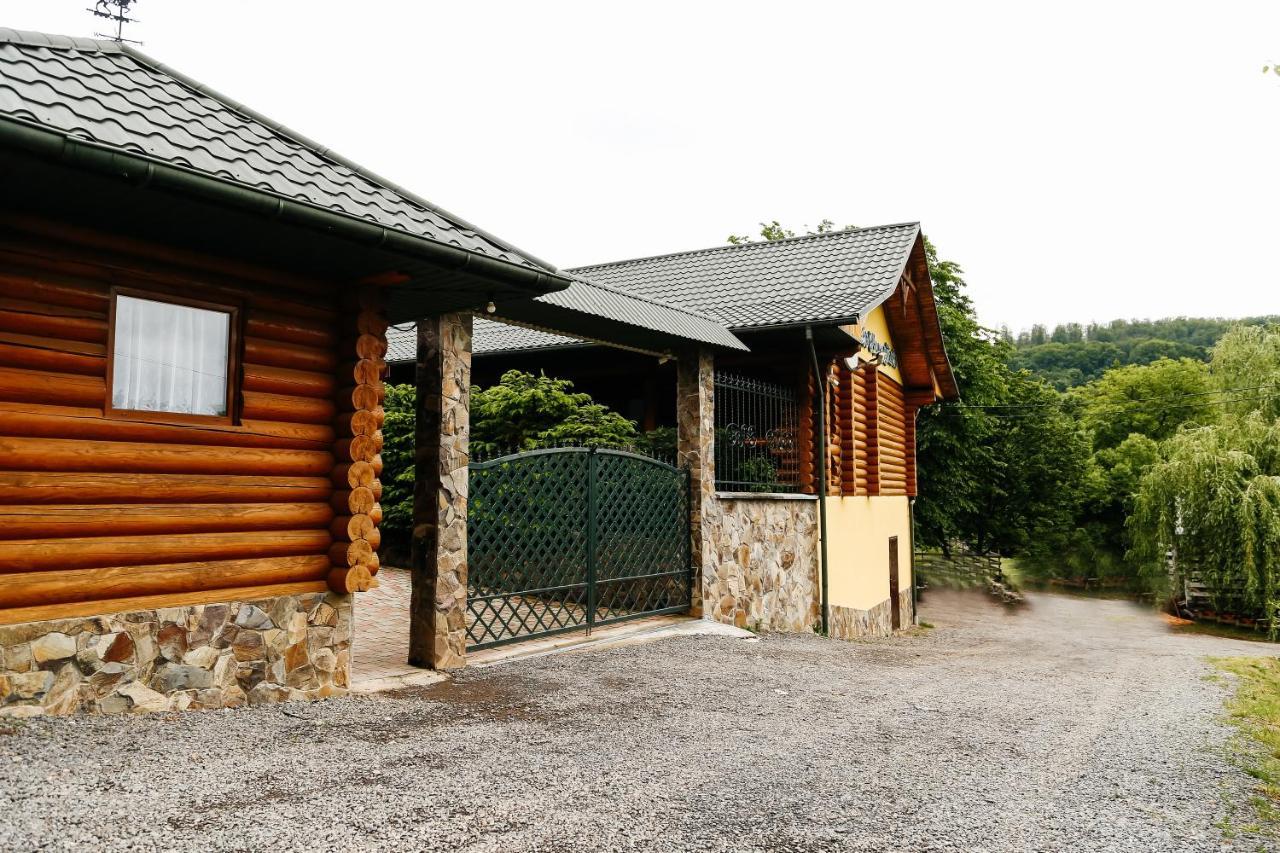 Chudodievo In Chynadievo Mini-Hotel Chynadiyovo Eksteriør billede